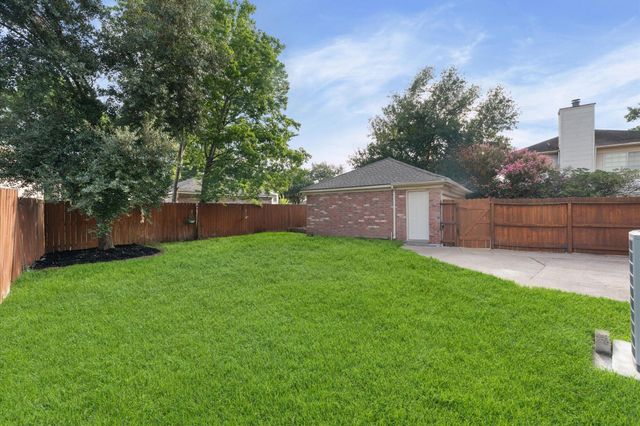 16338 Hickory Point Road, Houston, TX 77095
