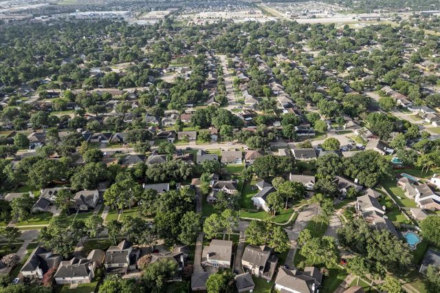 16338 Hickory Point Road, Houston, TX 77095