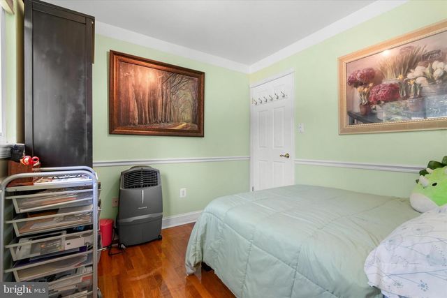 8304 HARLAND DR, Springfield, VA 22152