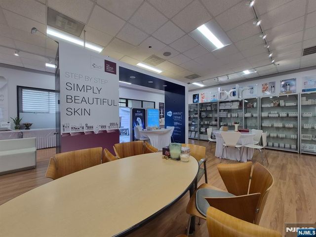 730 Grand Avenue 2B, Ridgefield, NJ 07657