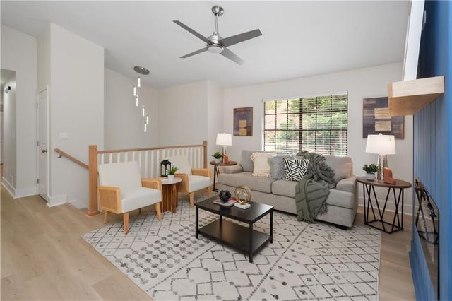 2432 Mistletoe Lane, Snellville, GA 30039