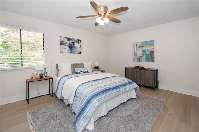 2432 Mistletoe Lane, Snellville, GA 30039