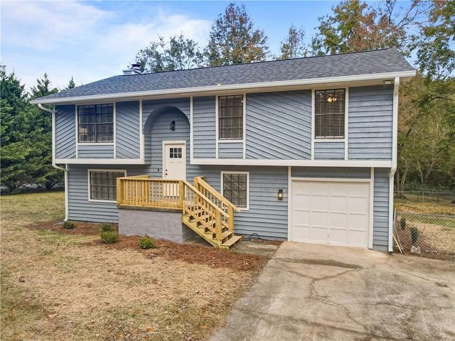 2432 Mistletoe Lane, Snellville, GA 30039