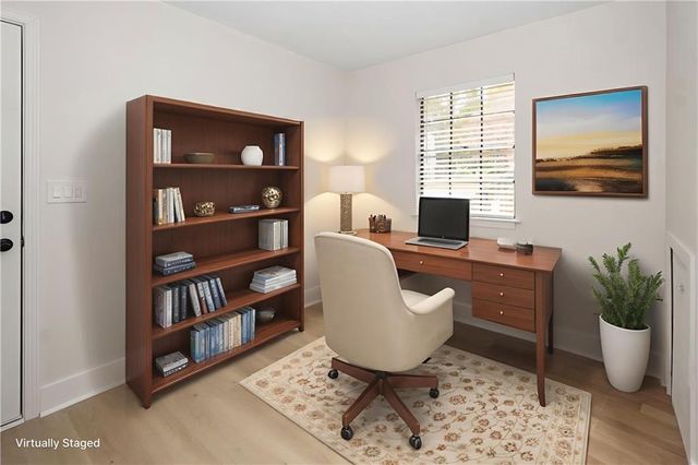 2432 Mistletoe Lane, Snellville, GA 30039