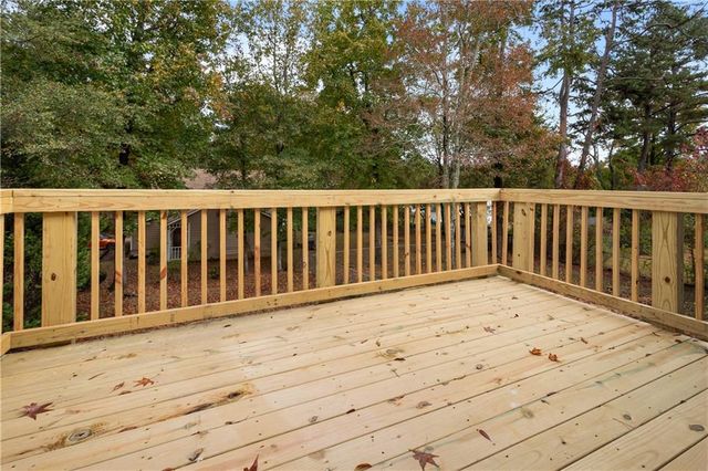 2432 Mistletoe Lane, Snellville, GA 30039