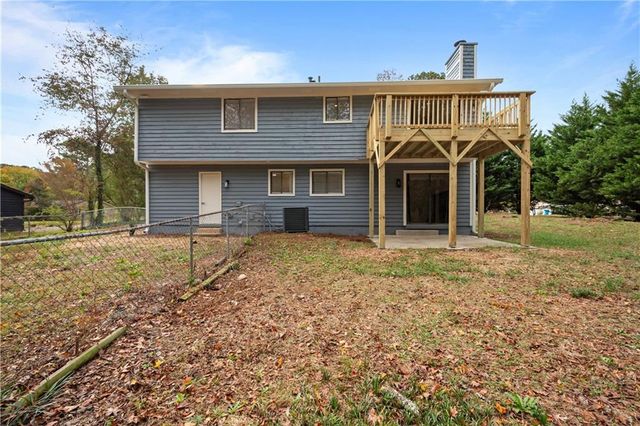 2432 Mistletoe Lane, Snellville, GA 30039