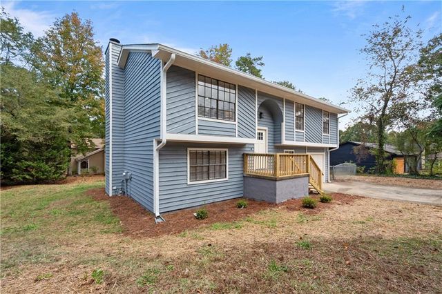 2432 Mistletoe Lane, Snellville, GA 30039