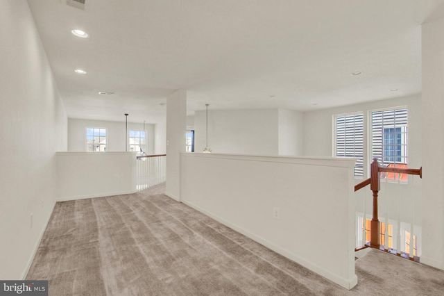 320 MAPLE DR, Hanover, PA 17331