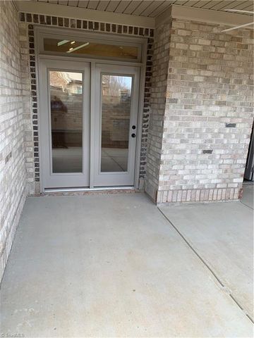 1522 Oakbluffs Drive, Colfax, NC 27235