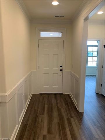 1522 Oakbluffs Drive, Colfax, NC 27235