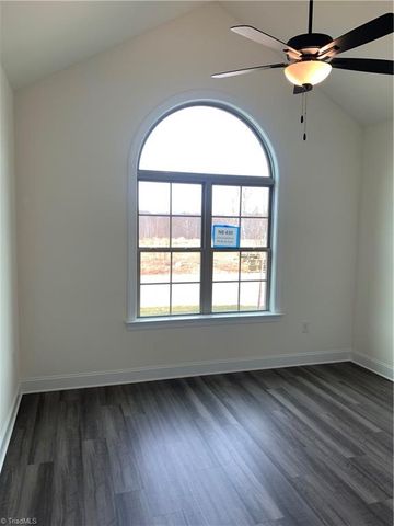 1522 Oakbluffs Drive, Colfax, NC 27235