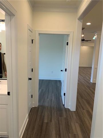 1522 Oakbluffs Drive, Colfax, NC 27235