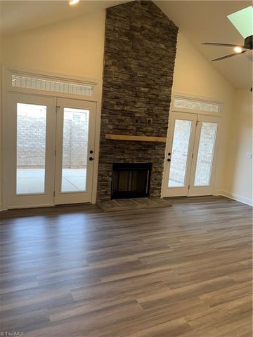 1522 Oakbluffs Drive, Colfax, NC 27235