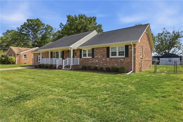 128 Convention DR, Virginia Beach, VA 23462