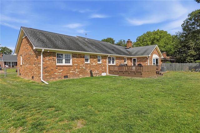 128 Convention DR, Virginia Beach, VA 23462