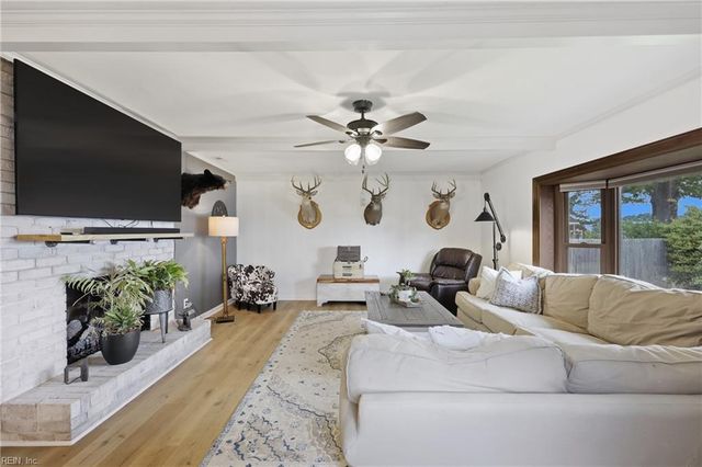 128 Convention DR, Virginia Beach, VA 23462