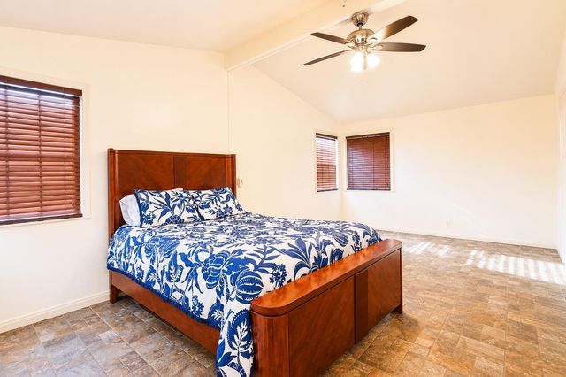 1508 S Walnut ST, Georgetown, TX 78626