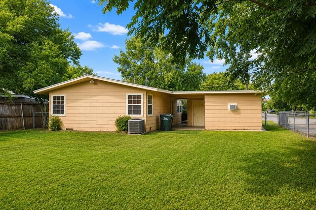 1508 S Walnut ST, Georgetown, TX 78626