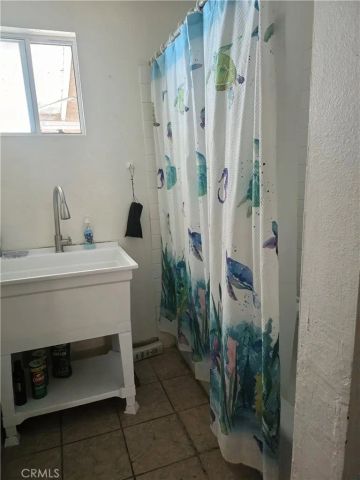 2010 Kilson, Santa Ana, CA 92707