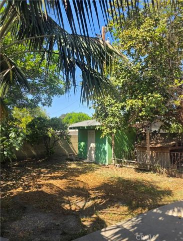 2010 Kilson, Santa Ana, CA 92707