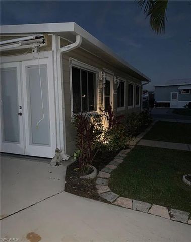 7029 Granada Lakes DR, Fort Myers, FL 33967