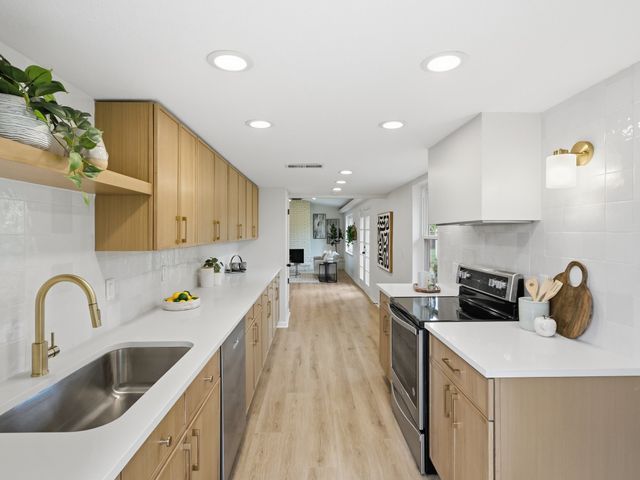 732 Pinehurst Drive, Richardson, TX 75080