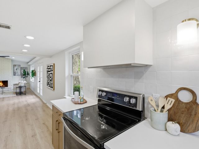 732 Pinehurst Drive, Richardson, TX 75080