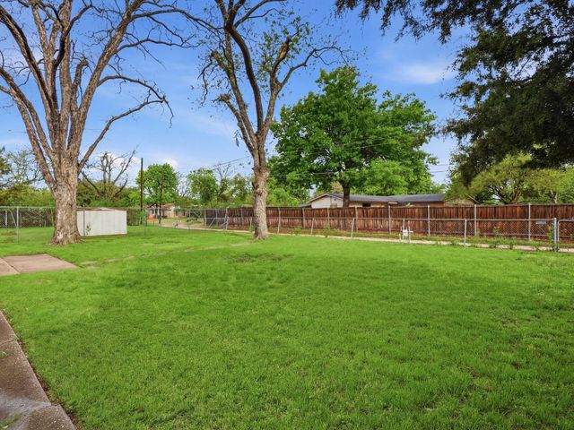 732 Pinehurst Drive, Richardson, TX 75080