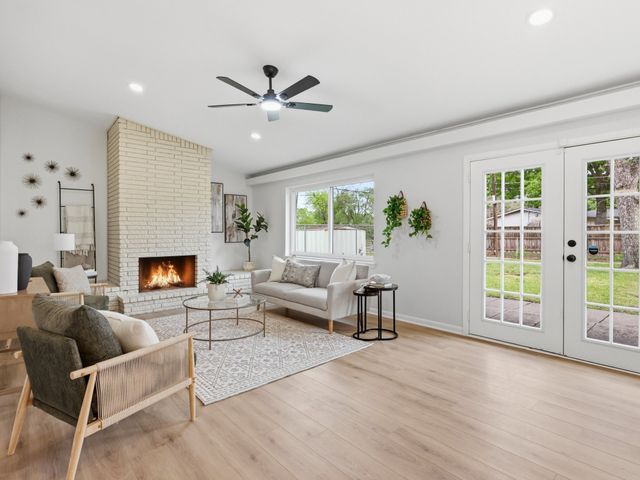 732 Pinehurst Drive, Richardson, TX 75080