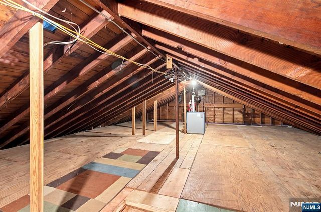 1528 Washington Avenue, Pompton Lakes, NJ 07442