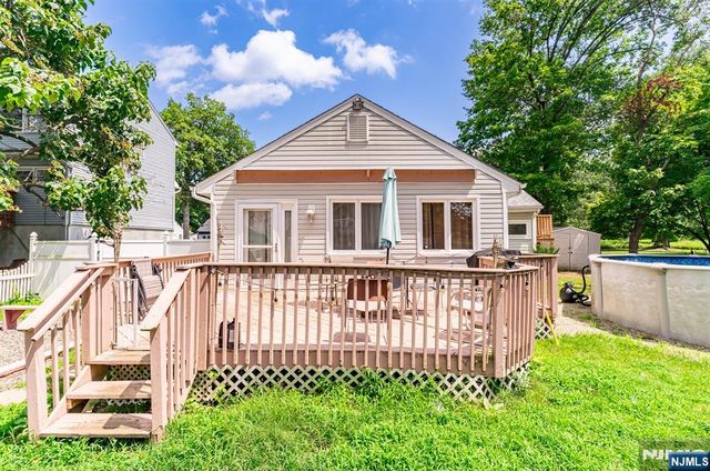 1528 Washington Avenue, Pompton Lakes, NJ 07442