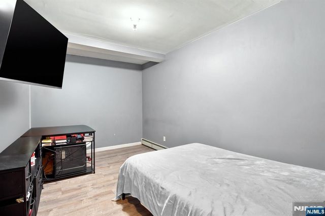 1528 Washington Avenue, Pompton Lakes, NJ 07442