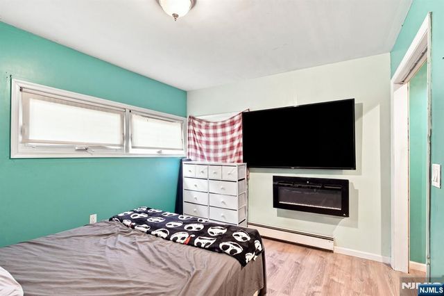 1528 Washington Avenue, Pompton Lakes, NJ 07442