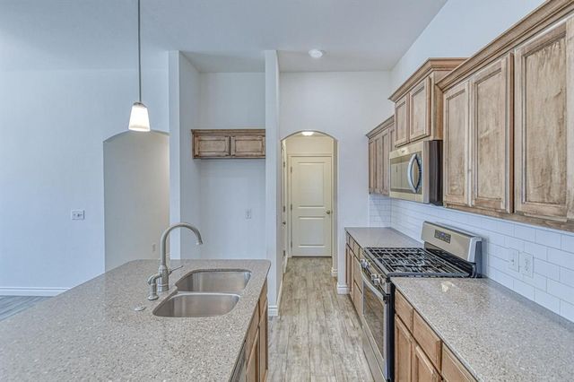 15712 Bennett Drive, Edmond, OK 73013