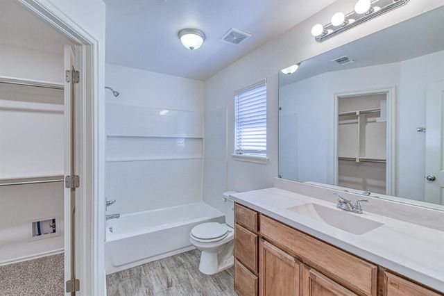 15712 Bennett Drive, Edmond, OK 73013