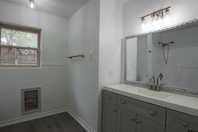 2705 Brentwood, Tyler, TX 75701