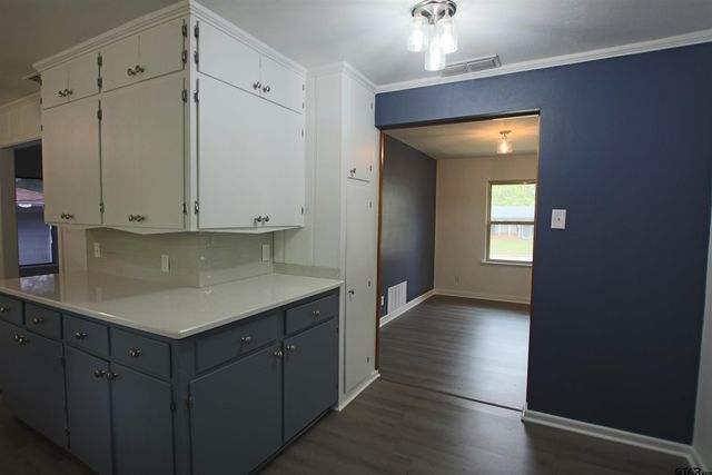 2705 Brentwood, Tyler, TX 75701