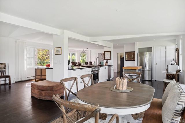 2600 Oregon Road, Mattituck, NY 11952