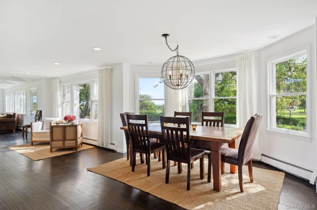 2600 Oregon Road, Mattituck, NY 11952
