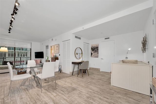 31 SE 6th Street 304, Miami, FL 33131