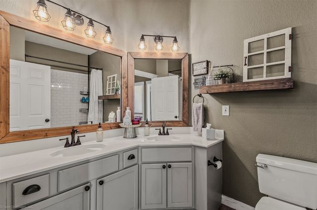 5344 Lake Mead Trail, Fort Worth, TX 76137