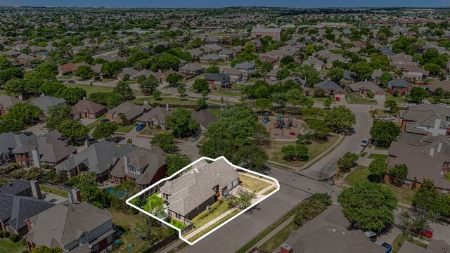 5344 Lake Mead Trail, Fort Worth, TX 76137