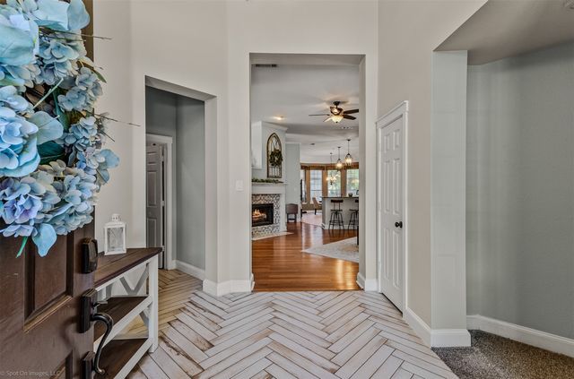 5344 Lake Mead Trail, Fort Worth, TX 76137