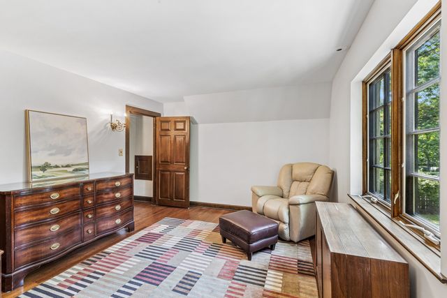 465 Dundee Road, Glencoe, IL 60022