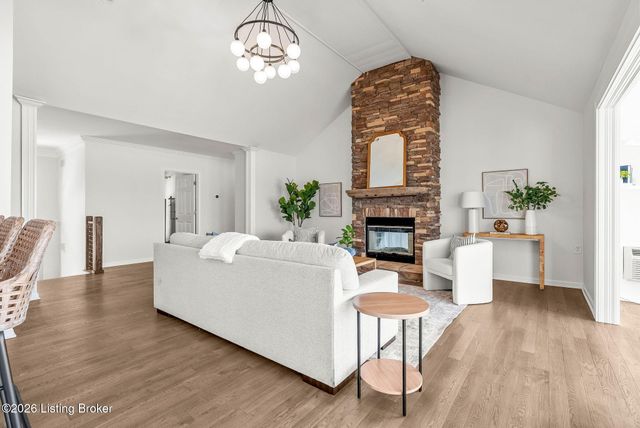 1726 Riverside Dr, Prospect, KY 40059