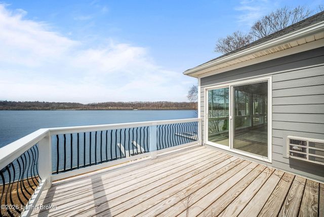 1726 Riverside Dr, Prospect, KY 40059