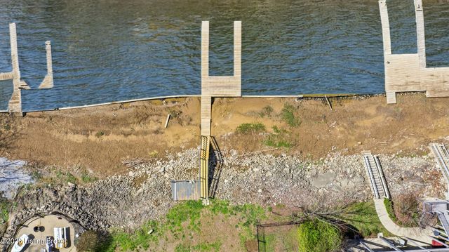 1726 Riverside Dr, Prospect, KY 40059