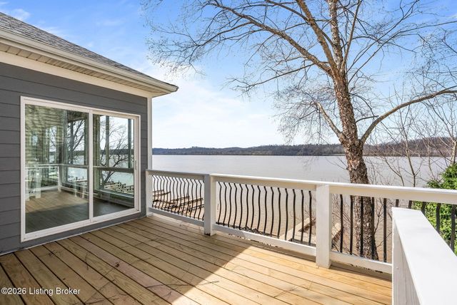 1726 Riverside Dr, Prospect, KY 40059