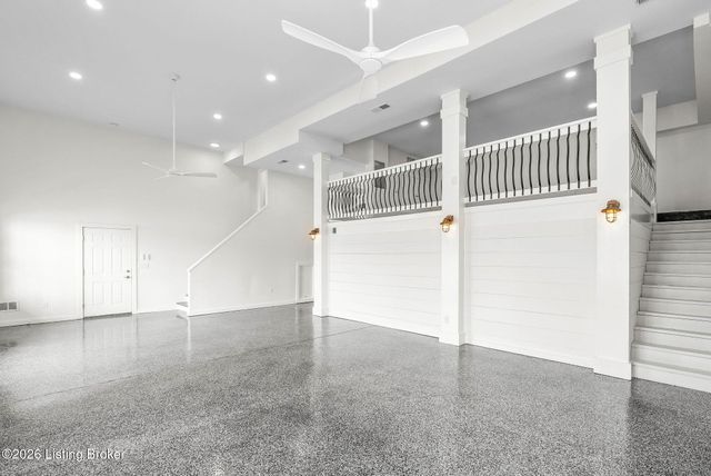 1726 Riverside Dr, Prospect, KY 40059