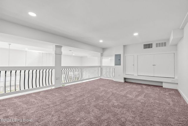 1726 Riverside Dr, Prospect, KY 40059